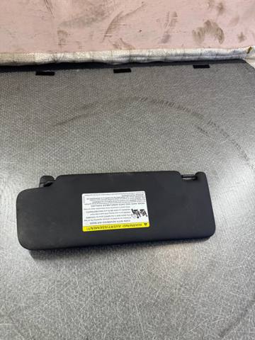 Козирок сонцезахисний 8W0857552 VAG