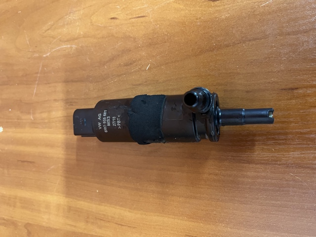 Насос-двигун омивача фар 6R0955681 VAG