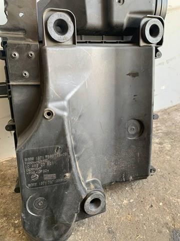 Коробка фільтра 13717583713 BMW