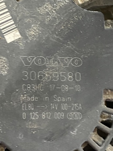 Генератор автомобільний 30659580 VOLVO