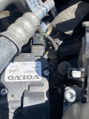 Регулюючий клапан охолоджувальної рідини 31686801 VOLVO