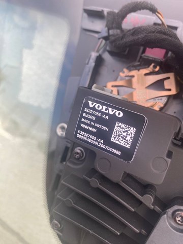 Камера системи забезпечення видимості 32327655 VOLVO
