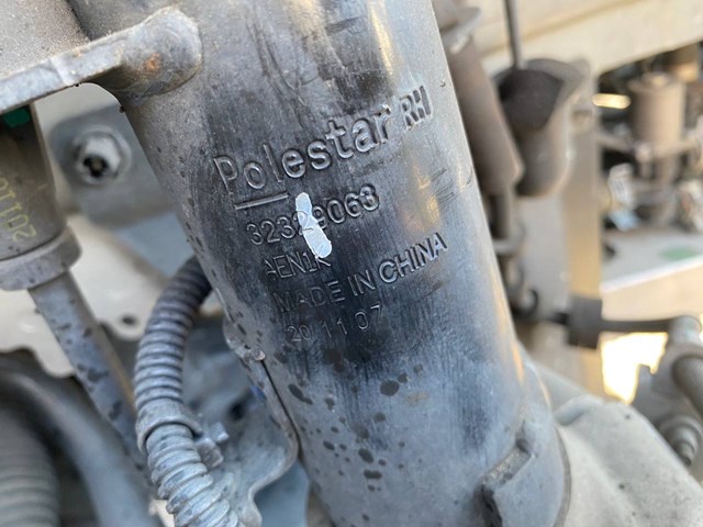 Амортизатор передньої підвіски 32329063 VOLVO