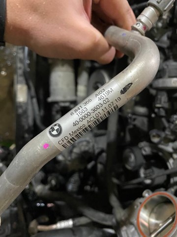Трубопроводи 6841355 BMW