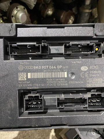 Блок управління комфорту 8K0907064GP VAG