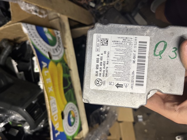 Модуль-процесор керування подушки безпеки 8U0959655A VAG