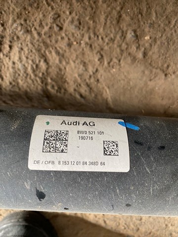 Вал карданний задній, у зборі 8W0521101 VAG
