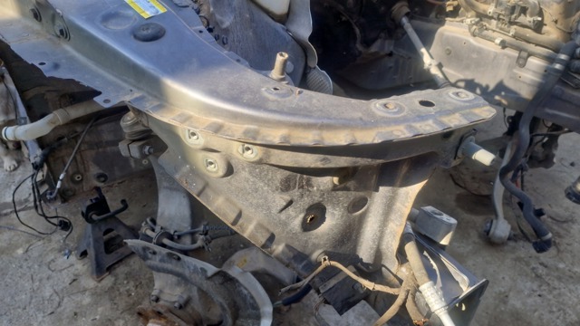 Лонжерон рами передній правий 41107204048 BMW