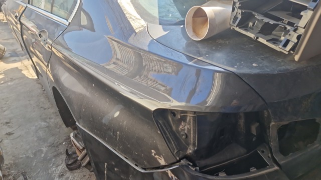 Крило заднє ліве 41217240487 BMW