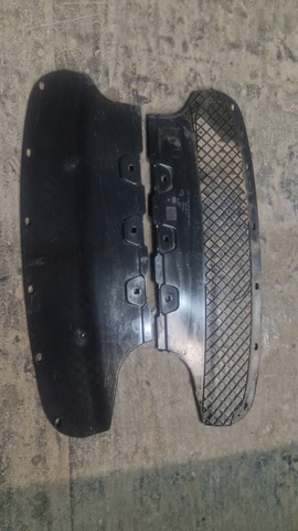 Направляюча заднього бампера 51127184765 BMW