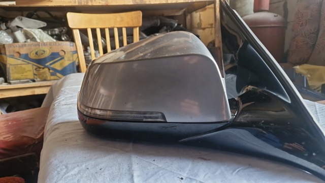 Праве бокове дзеркало 51167350688 BMW