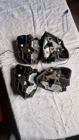Замок задньої двері, лівої 51224389475 BMW