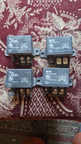 Реле покажчиків поворотів 61367661503 BMW