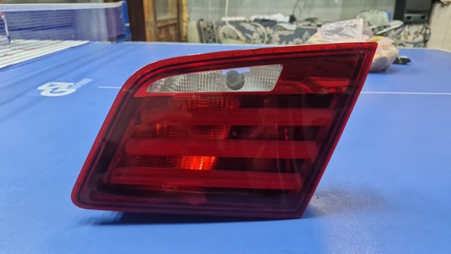 Фара задня права внутрішня 63217203226 BMW