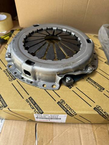 Корзина зчеплення 3121052052 TOYOTA