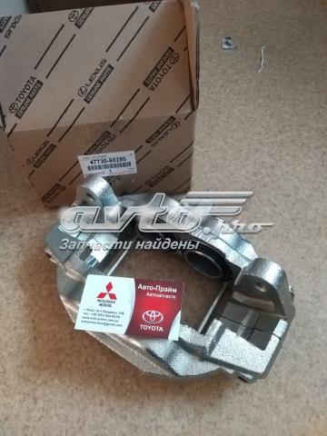 Супорт гальмівний, передній, правий 4773060280 TOYOTA