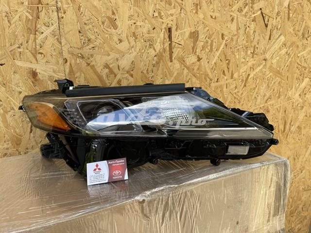 Фара основна права 8111006C40 TOYOTA