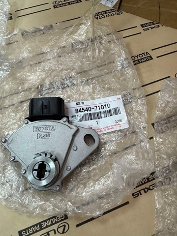 Датчик положення селектора АКПП 8454071010 TOYOTA