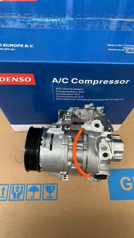 Компресор холодоагенту 883100D320 TOYOTA