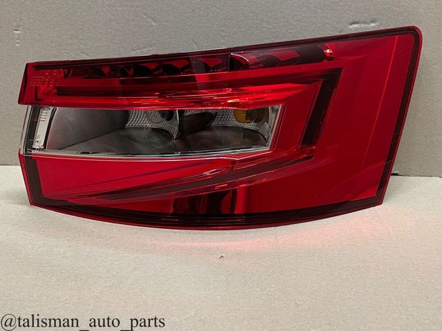 Ліхтар задній правий, зовнішній 3V5945208A VAG