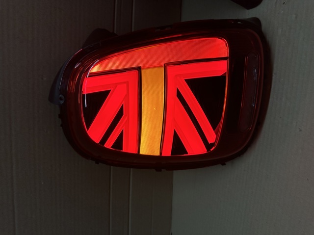 Ліхтар задній лівий 7435133 BMW