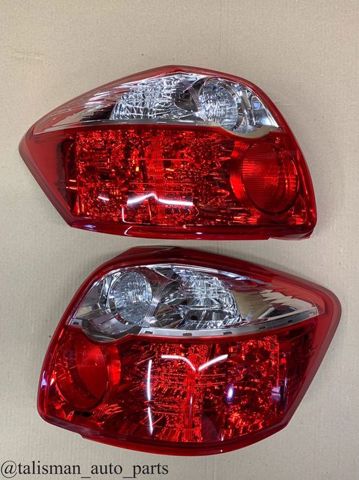 Ліхтар задній правий 8155102550 TOYOTA