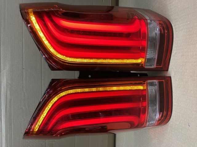 Задній правий стоп A4478200664 MERCEDES