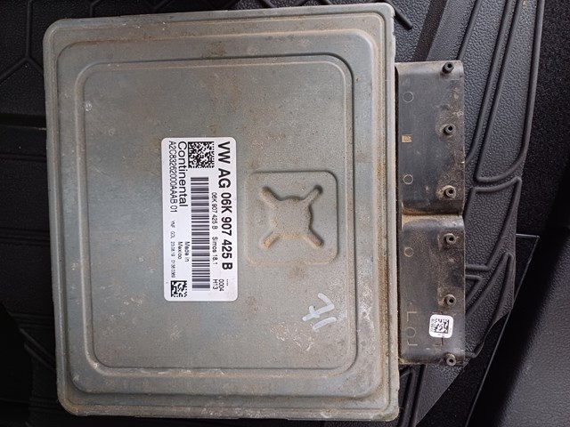 Модуль управління двигуном 06K907425B VAG