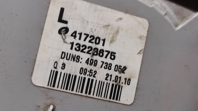 Ліхтар задній лівий 13223675 OPEL