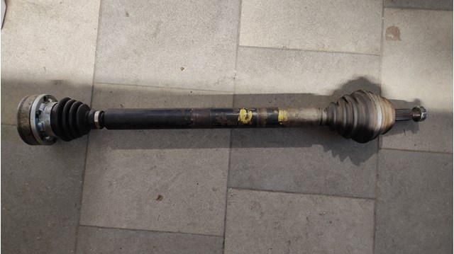 Привід правий 191407272AF VAG