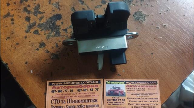 Замок кришки багажника / задніх 3/5-х дверей 1K6827505C VAG