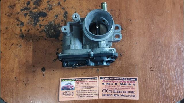 Блок дросельної заслінки 2203023010 TOYOTA