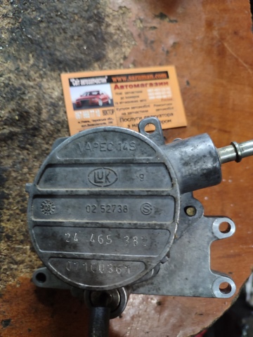 Насос вакуумний 24465382 OPEL