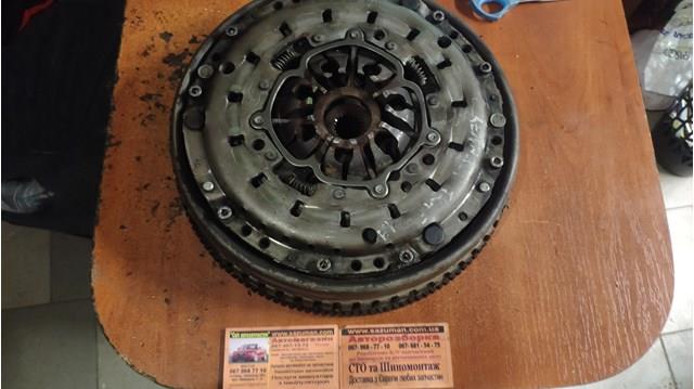 Зчеплення і комплектуючі 3000951220 SACHS