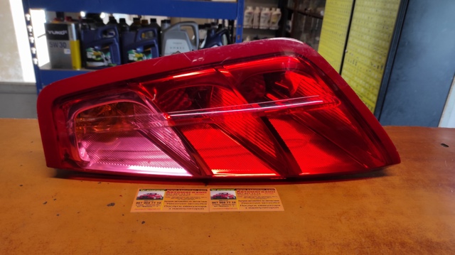Задній правий стоп 517015900 FIAT