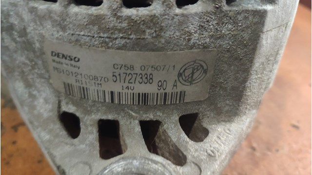 Авто генератор 51727338 FIAT