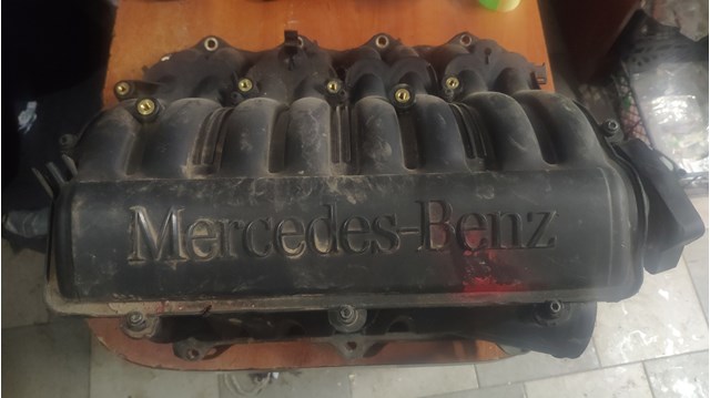 Корпус повітряного фільтра 6680900301 MERCEDES