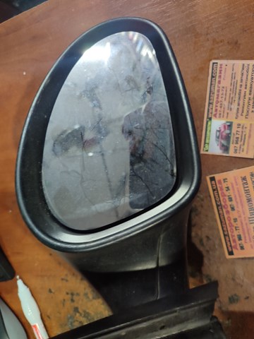 Праве бокове дзеркало 6L2857522 VAG