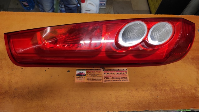 Задня ліва зовнішня фара 6S6113405B FORD