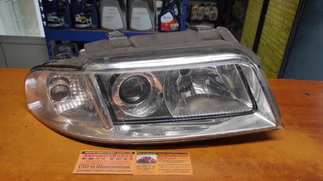 Права блок фара 8D0941004AK VAG