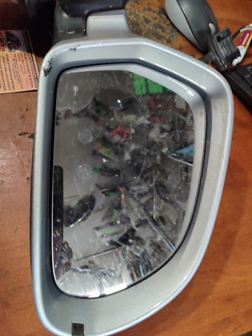 Праве бокове дзеркало 8P1858532GB VAG