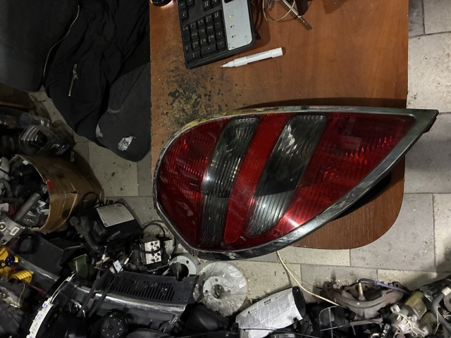 Задня ліва фара A1698200964 MERCEDES