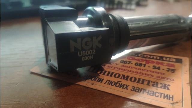 Котушка U5002 NGK