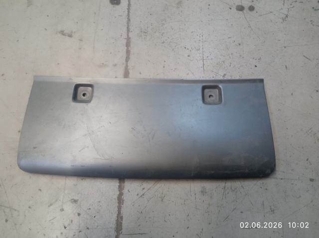 Накладка бампера заднього 4L0807819M VAG