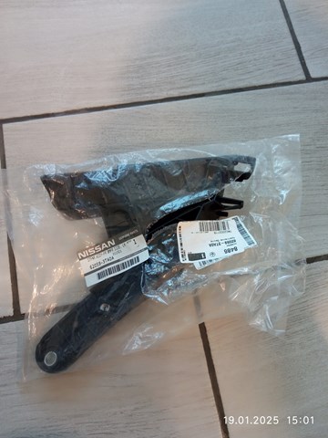 Кріплення бампера 620593TA0A NISSAN