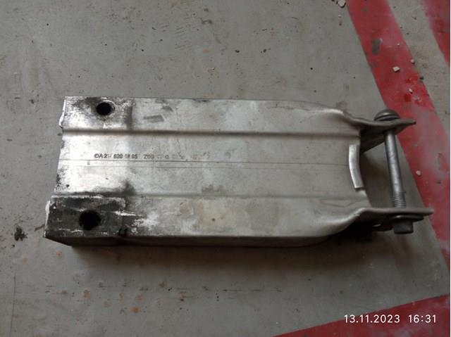 Наповнювач бампера переднього A2126200995 MERCEDES