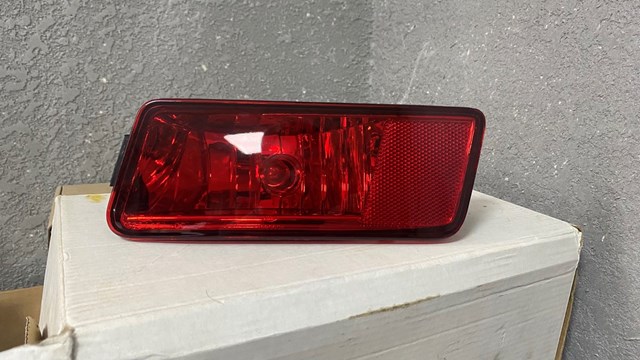 Ліхтар протитуманний задній, правий 05178272AB CHRYSLER