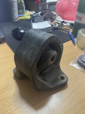 Подушка (опора) двигуна, задня 50810S9A013 HONDA