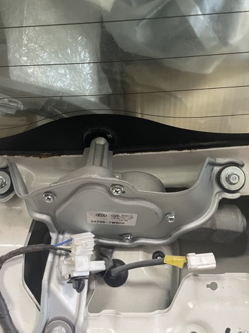 Задній механізм склоочисника 987001W000 HYUNDAI
