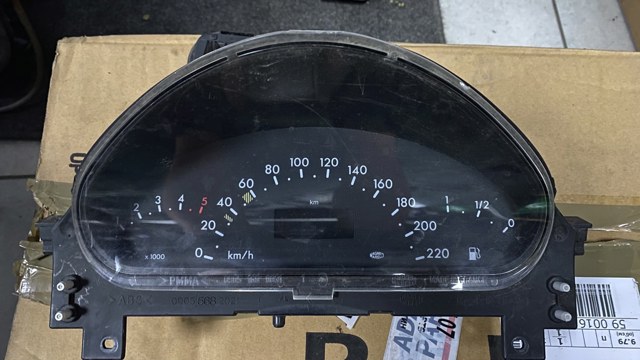 Покажчик напруги (вольтметр) A1685407611 MERCEDES